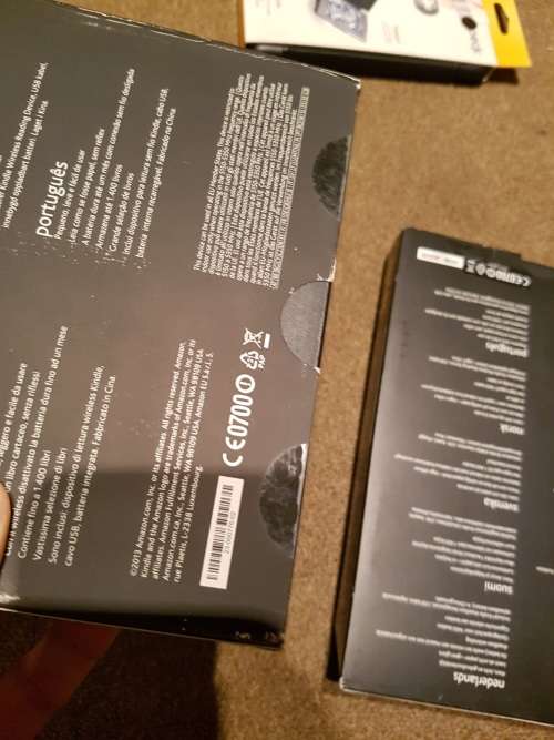 Kindle E-Ink with Free Speck Cover! NEW ! SEALED! UNUSED!