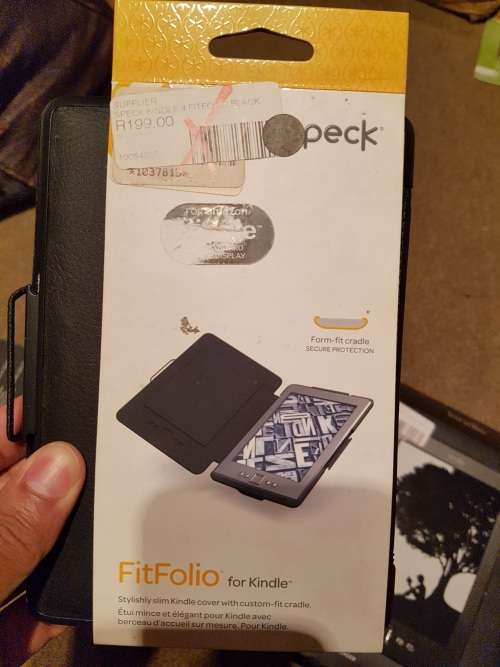 Kindle E-Ink with Free Speck Cover! NEW ! SEALED! UNUSED!