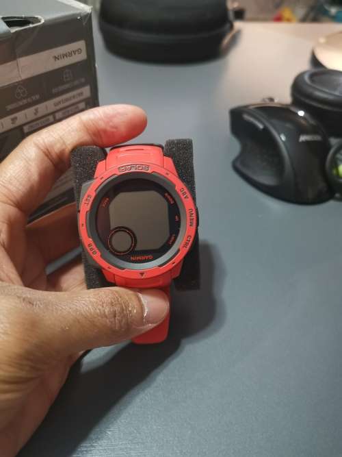 Garmin Instinct Solar Normal R6000+. Amazing upto 54 days battery life! Never used open box special!