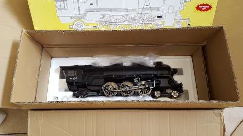 G Scale 4-6-2 Pacific Locomotive