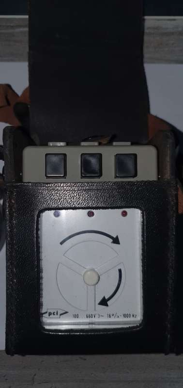 OLD PHASE ROTATION METER