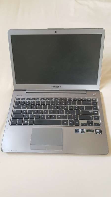 Samsung Series 5 Ultrabook WINDOWS 10/CORE i5/NVIDIA 620M/1TB HDD+24GB SSD ~~REDUCED PRICE!!~~