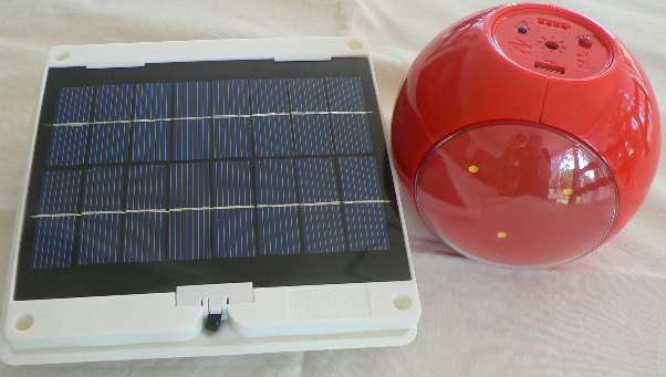 BLACKBERRY SOLAR charger