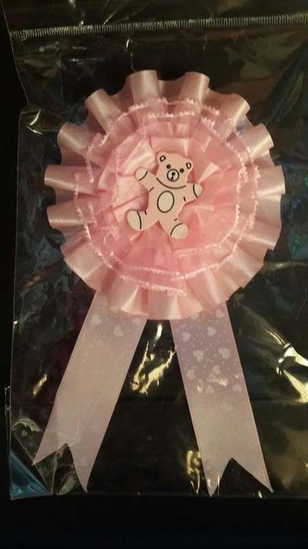 Baby shower broach for mum to be