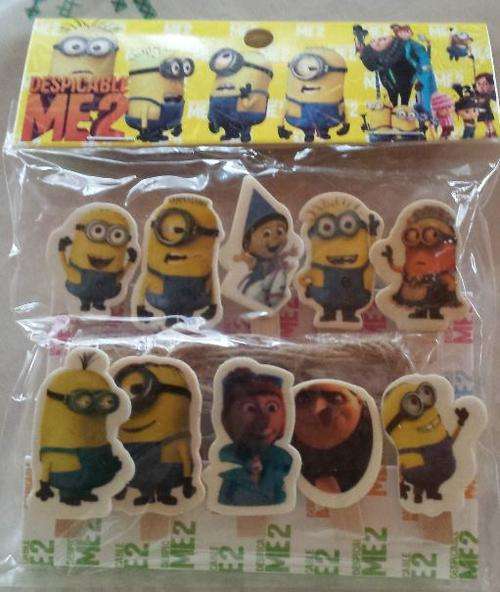 Minions/ Despicable me- Mini pegs: 10