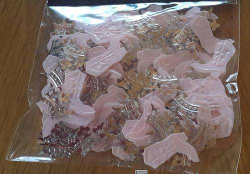 Cowboy confetti: crowns and boots-Was R15 NOW R10