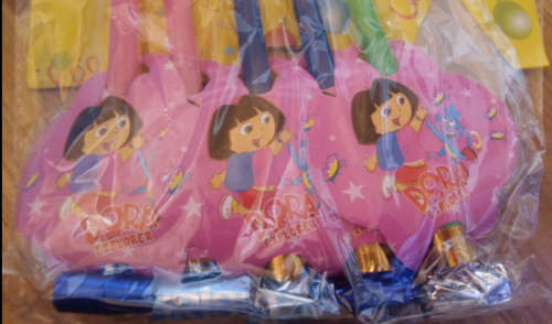 Dora party blowouts(5)