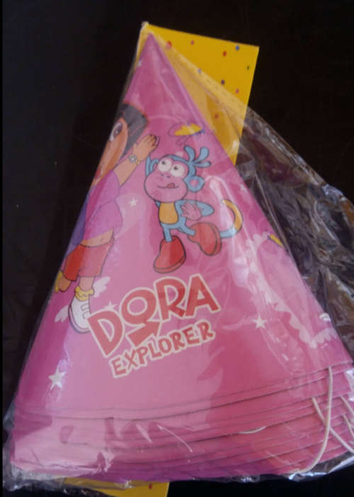 Dora party hats(10)