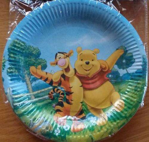 Winnie the Pooh party plates(10)