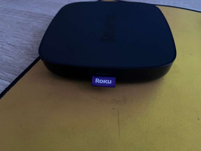 ROKU PREMIERE+ 4K HD STREAMING TV BOX WITH REMOTE+HDMI CABLE**
