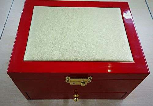 JEWELRY BOX/ CASE *REAL SOLID WOOD*