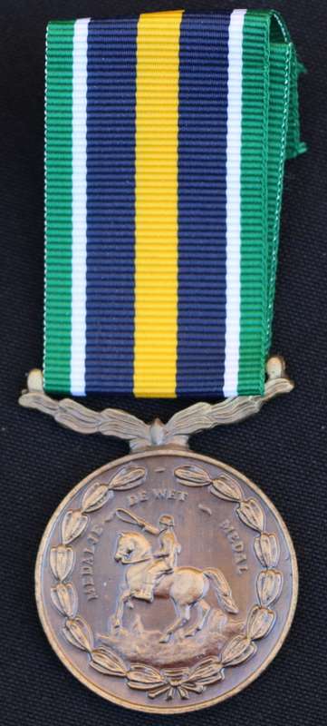 Chief of the SADF Commendation Medal fixed suspender small feint numbering EF