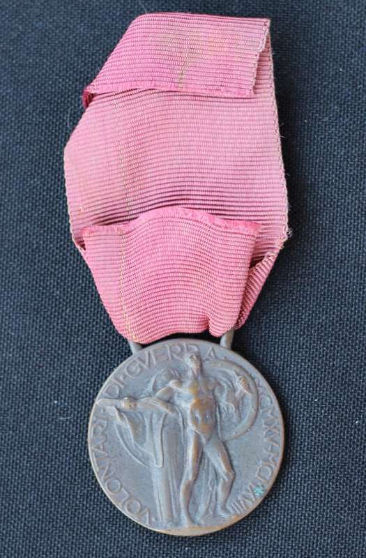 ITALIAN VOLUNTEER`S MERIT MEDAL EF