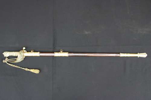 BRITISH / SOUTH AFRICA NAVY OFFICER'S SWORD MADE IN ENGLAND