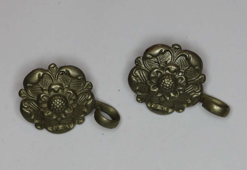 Unused Rosettes for Pith Helmet Chin Chain (used by Z.A.R as well British) EF