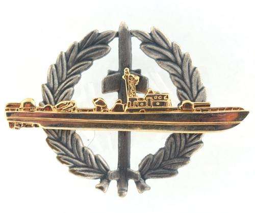 South African Navy strike craft qualifying bi-metal badge Very Good