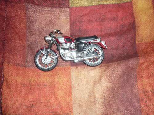 maisto triumph bonnievale