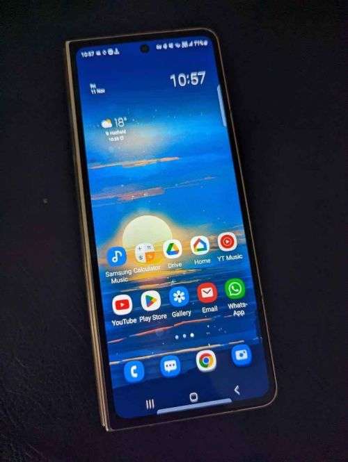 Samsung Galaxy Z Fold 4