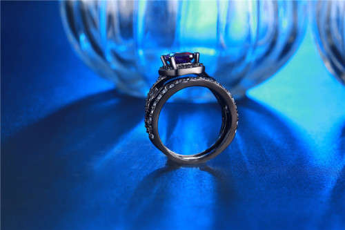 *3200* Breathtaking & Elegant 2.68 Carat Cr.Amethyst Ring with Amazing Sim Accents - Size 7.5/56mm