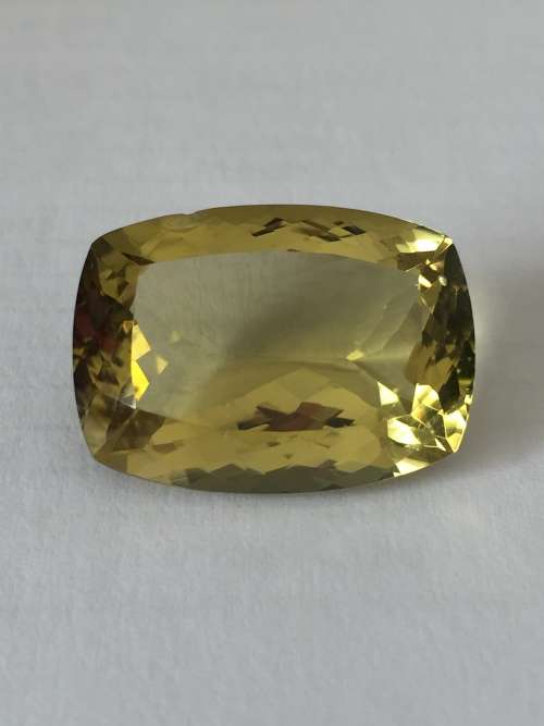16 ct Cushion Cut Lemon Quartz