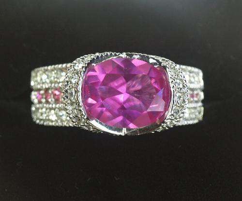 MAGNIFFICENT PINK and WHITE TOPAZ FASHION RING