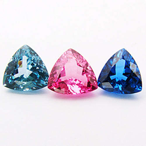 Set of 3 multi-coloured  TOPAZ GEMSTONES 21.37 ct