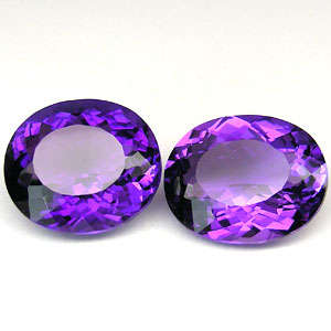 15.4 ct BEAUTIFUL OVAL SHAPE AAA PURPLE AMETHYST* GEMSTONE