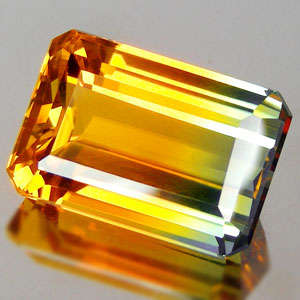 18.55 ct BI COLOUR ORANGE GREEN EMERALD CUT CITRINE  GEMSTONE