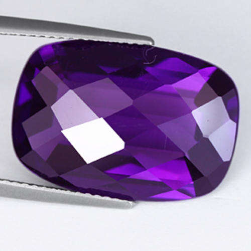 13.54 ct STUNNING CUSHION CUT DEEP PURPLE AMETHYST Gemstone