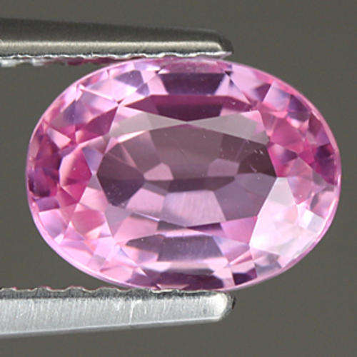 2.35 ct  DELIGHTFUL PINK OVAL CUT KUNZITE AFRICA Gemstone