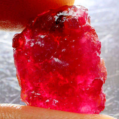 HUGE 31.25 ct ROUGH TOP BLOOD RED NATURAL RUBY - GEMSTONE
