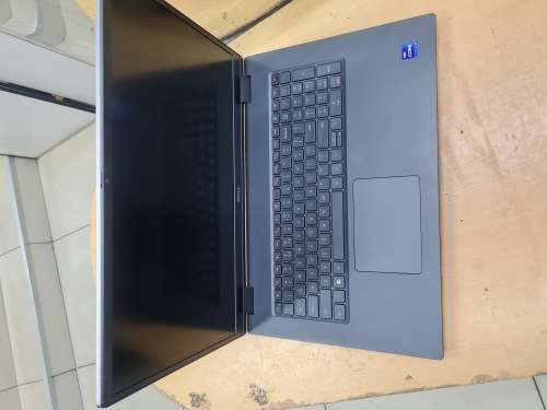 Dell Precision  7770 i9 12950HX / 32GB / 2TB SSD / 17.3` FHD Display