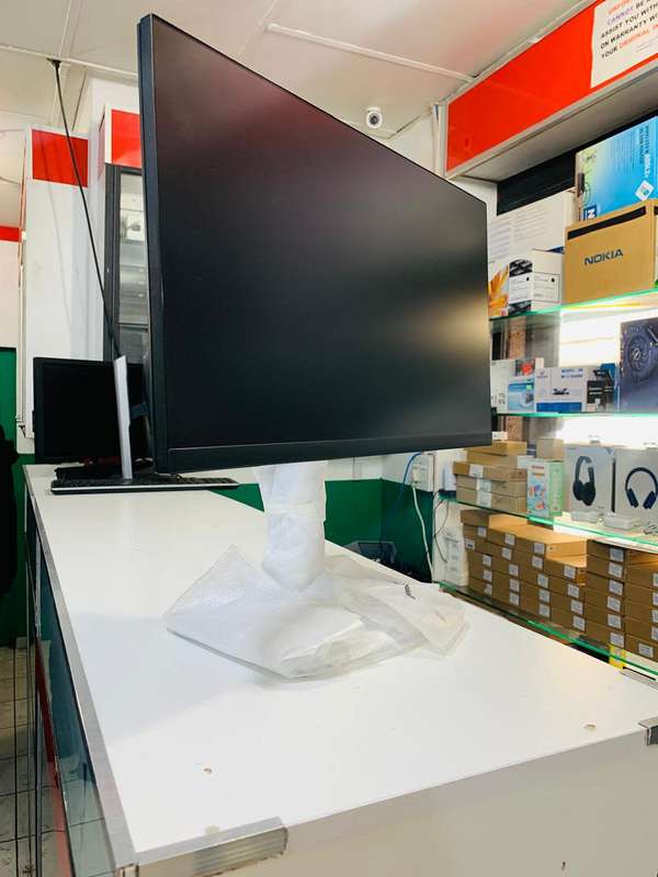 Dell P2222H 21.5-inch Full HD 8ms LCD Monitor