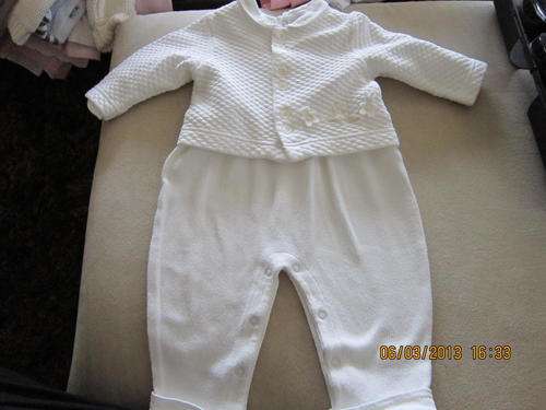 Gorgeous sparkling white 2 piece outfit UK Designer coco.Aged 3 to 6 months