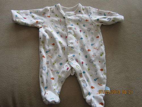 Premature/Premmie baby  UK Designer Mamas and Papas Size up to 2.3kg
