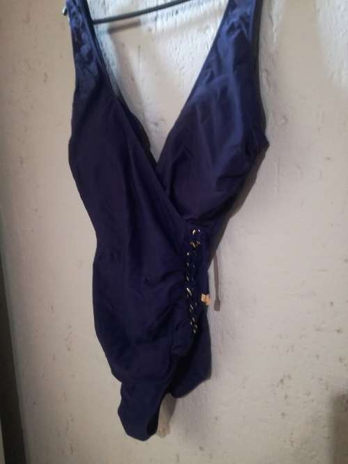 Miladys Swimming costume with built-in Bra - Navy Size 40