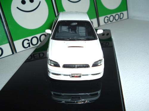 SUBARU LEGACY   AUTO ART  1/43