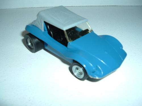 DINKY BEACH BUGGY