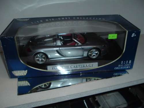 PORSCHE CARRERA GT