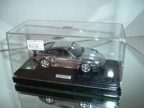 PORSCHE 911 TURBO
