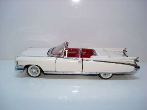 CADILLAC