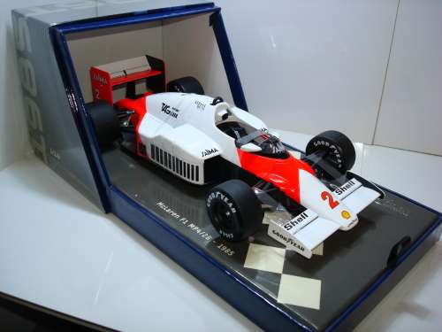 MCLAREN F1
