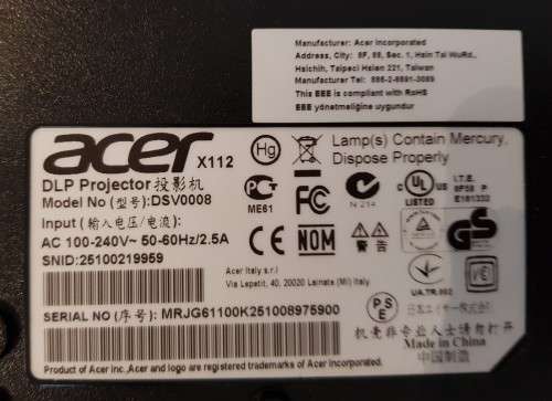 Acer X112 DLP 3D Ready full HD Projector for sale, nearly 5000 Hours lamp life left, almost new