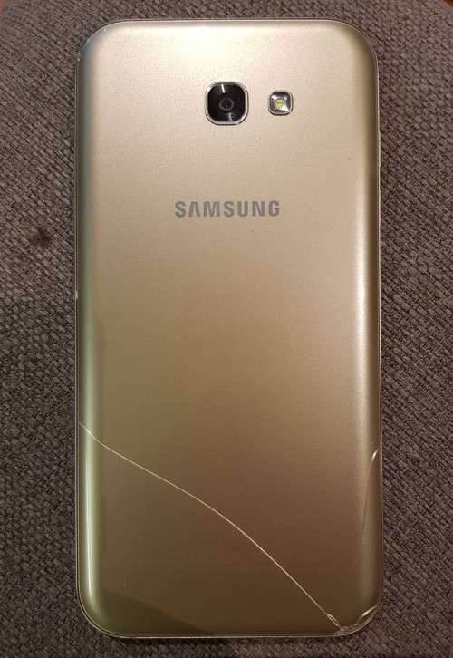Samsung Galaxy A7 5.7`` Full HD 32GB Smart Phone
