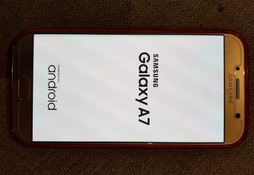 Samsung Galaxy A7 5.7`` Full HD 32GB Smart Phone