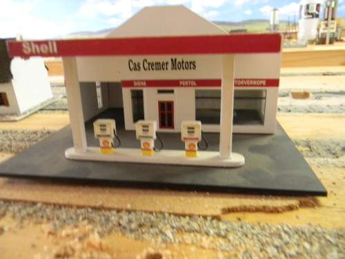 SHELL SERVICE STATION