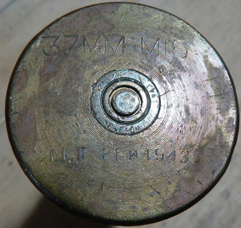 Pair of brass WW2 37mm M16 shell casings 1943, with Rhodesia insignia