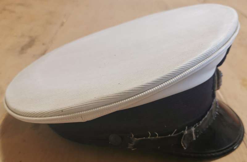 SA Navy peaked cap with badge - SAPHI 2000