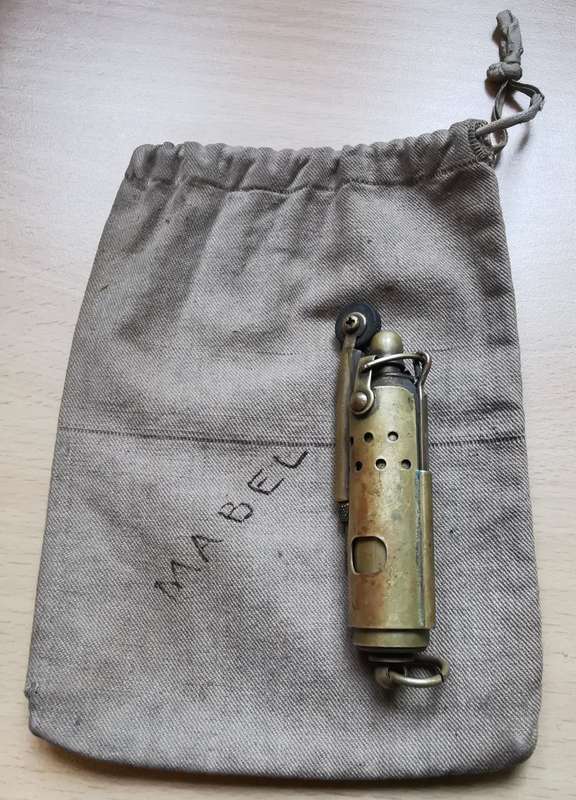 Brass trench lighter with 2 pouches