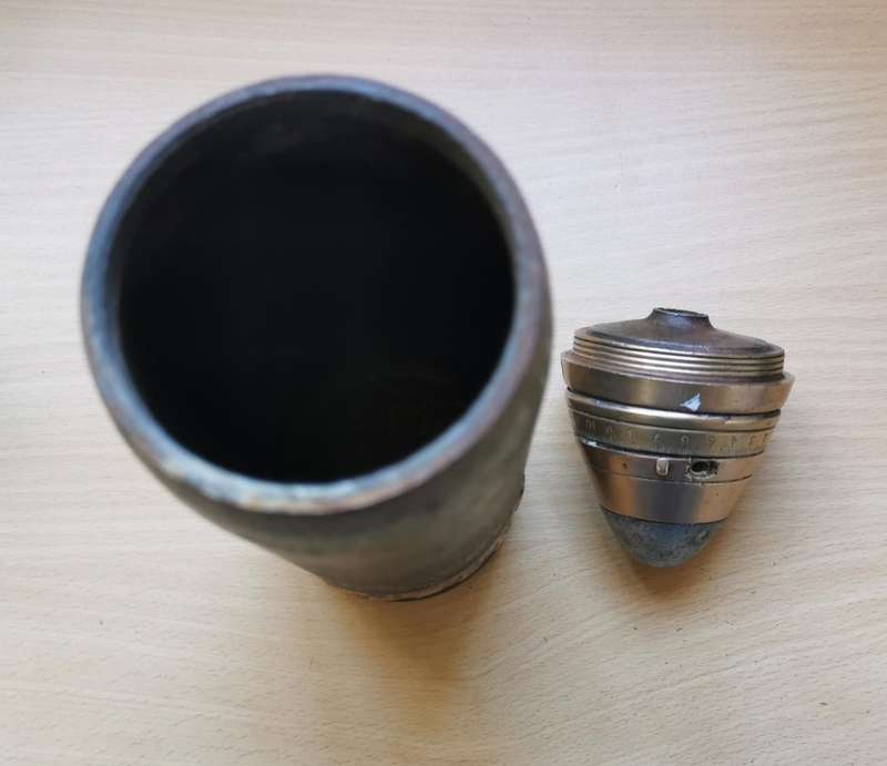 WW1 British 13 Pounder Mk4 75mm shrapnel projectile with #80 Time and Percussion fuze